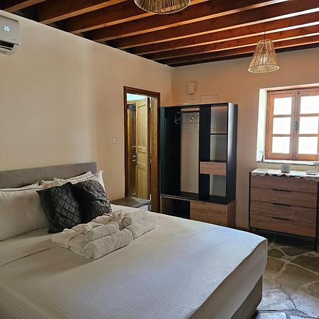 The Stonehouse Suites With Private Bath Spas 레메소스 외부 사진